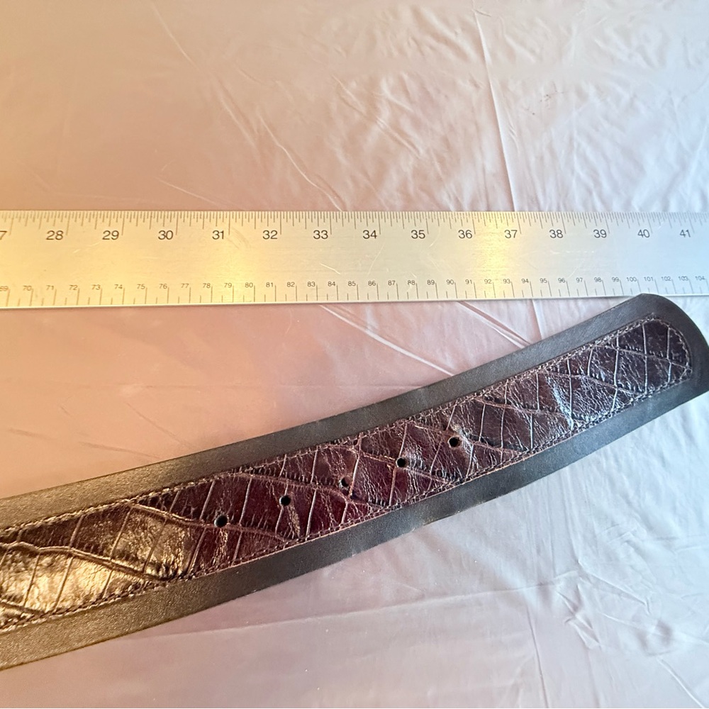 Carlisle Brown Croc/Leather Belt with Alligator Buckle Size Medium MSRP $348 - Picture 3 of 10